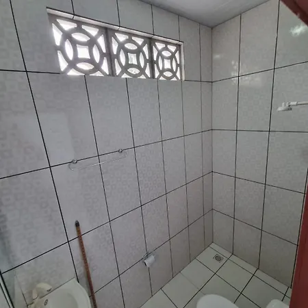 Apartamento Em Presidente Figueiredo Exterior photo