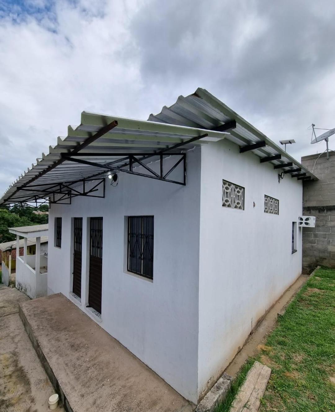 Apartment Em *